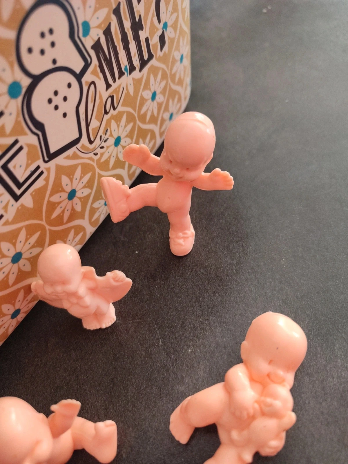 Lot miniatuur babyschoenen, set van 3, jaren 80/90 – photo 3